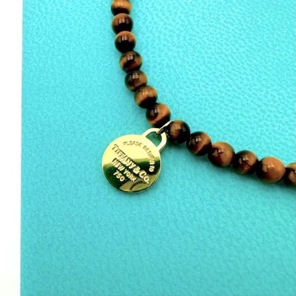 TIFFANY & CO. • Return to Tiffany™ 18K Yellow Gold Tag Tigers Eye Bead Bracelet - Picture 15 of 16